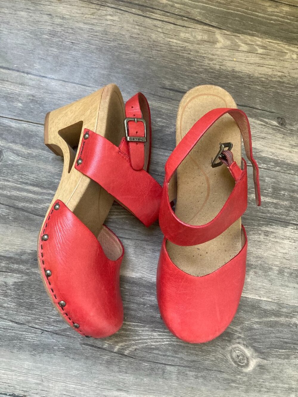 Dansko Thea Red Leather Slingback Cutout Heel Clogs EU 39